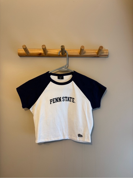 Hype and Vice Tops - Women’s Penn State Short Sleeve Cropped Top